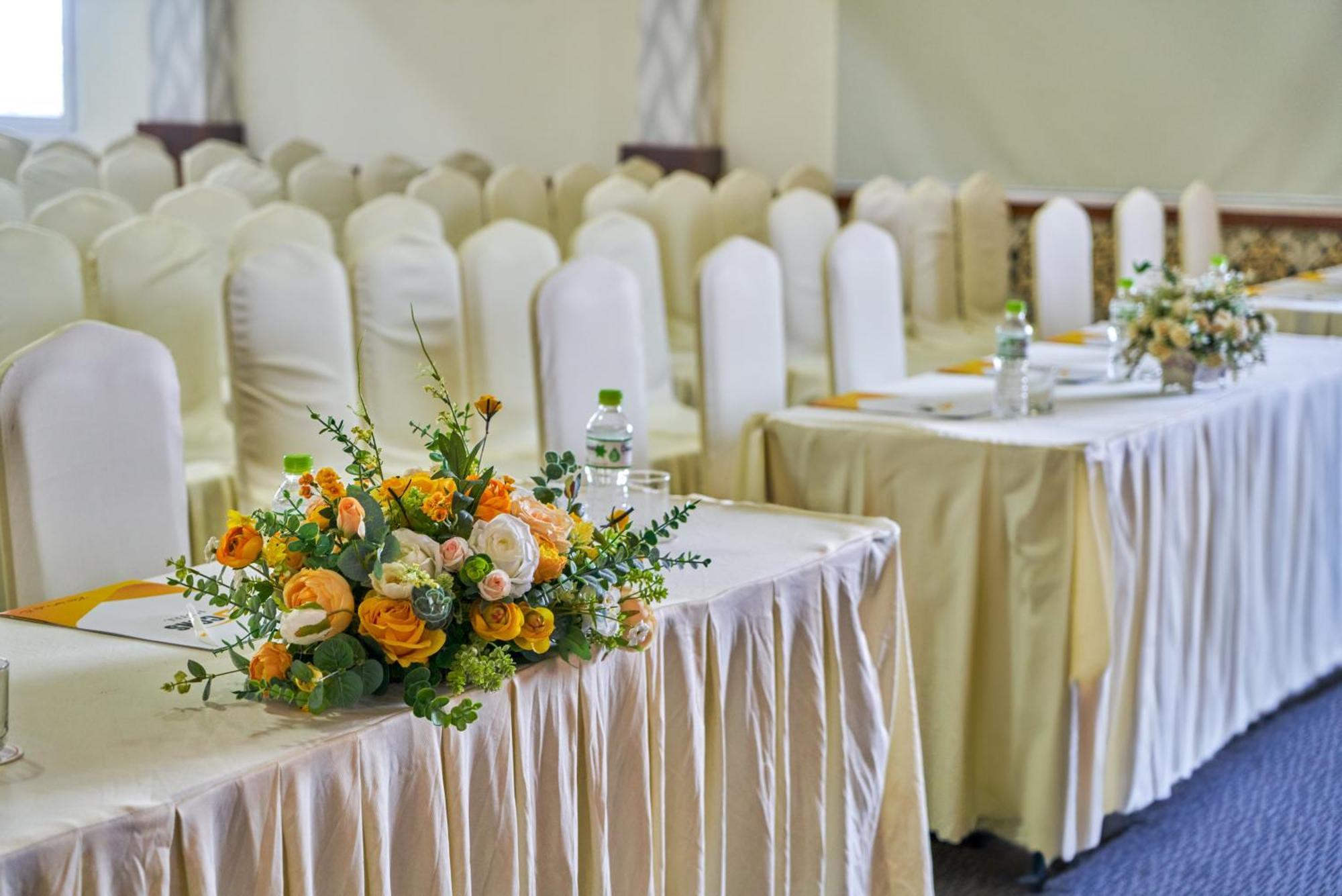 Bcons Riverside Hotel Binh Duong Thu Dau Mot Zewnętrze zdjęcie