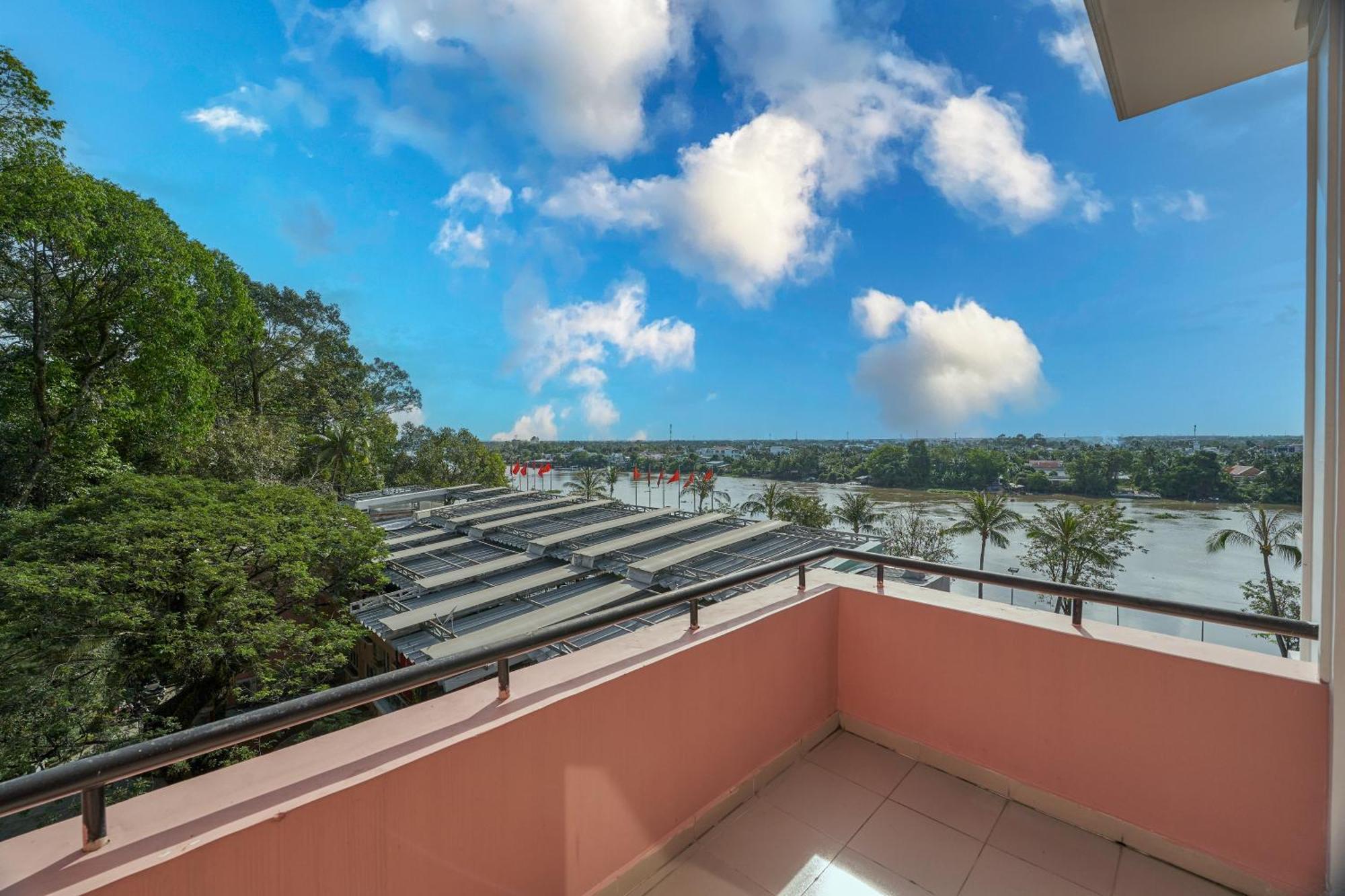 Bcons Riverside Hotel Binh Duong Thu Dau Mot Zewnętrze zdjęcie
